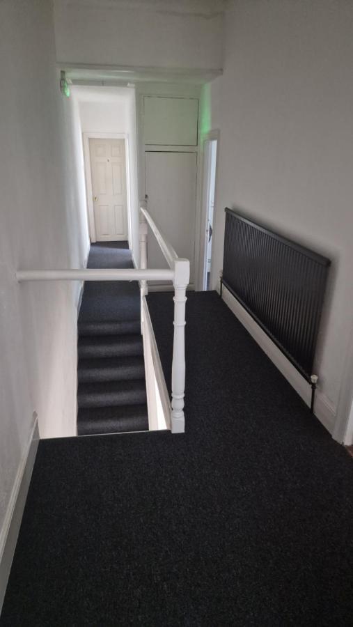 Mike'S Homestay Eastleigh Εξωτερικό φωτογραφία