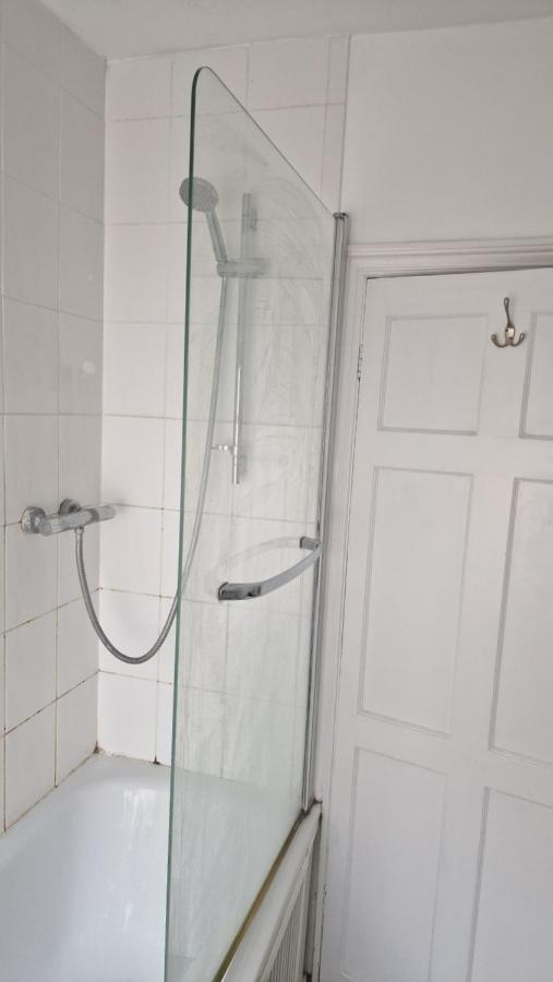 Mike'S Homestay Eastleigh Εξωτερικό φωτογραφία